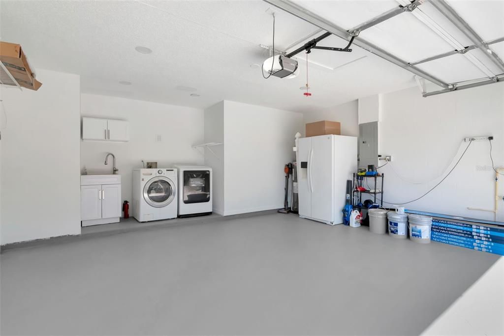 Active With Contract: $534,000 (3 beds, 2 baths, 1477 Square Feet)