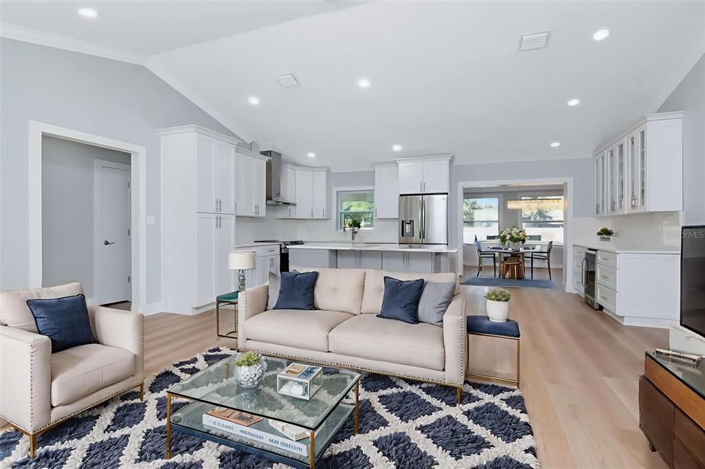 Active With Contract: $534,000 (3 beds, 2 baths, 1477 Square Feet)