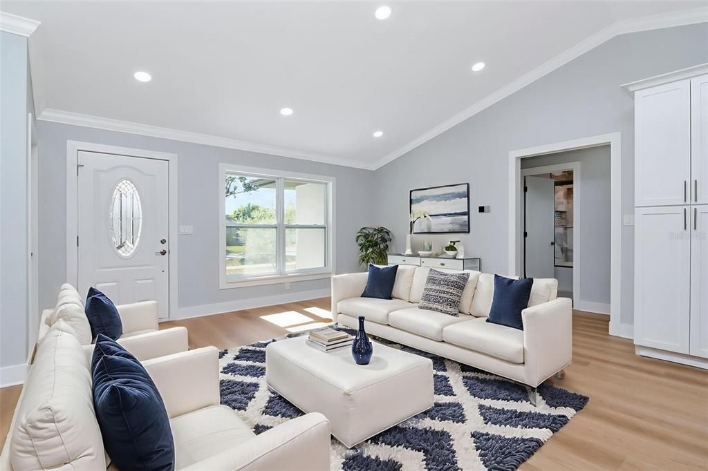 Active With Contract: $534,000 (3 beds, 2 baths, 1477 Square Feet)