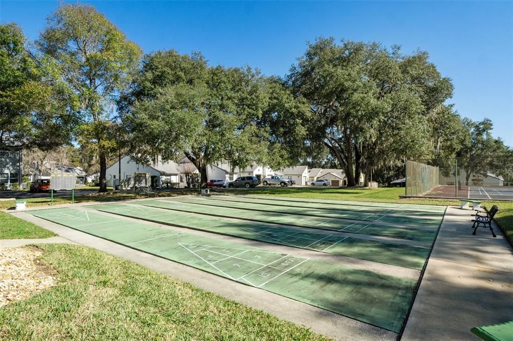 待售: $244,000 (2 贝兹, 2 浴室, 1738 平方英尺)