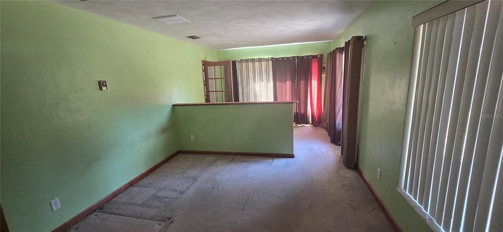 For Sale: $178,500 (3 beds, 2 baths, 1565 Square Feet)