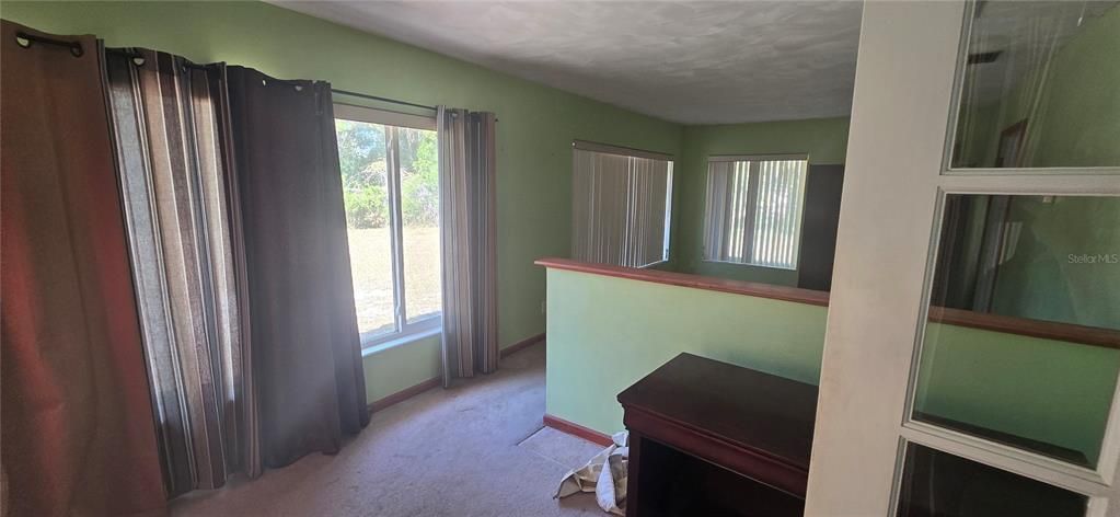 For Sale: $178,500 (3 beds, 2 baths, 1565 Square Feet)