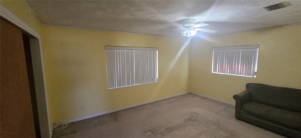 For Sale: $178,500 (3 beds, 2 baths, 1565 Square Feet)