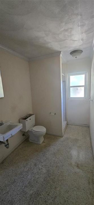 For Sale: $178,500 (3 beds, 2 baths, 1565 Square Feet)