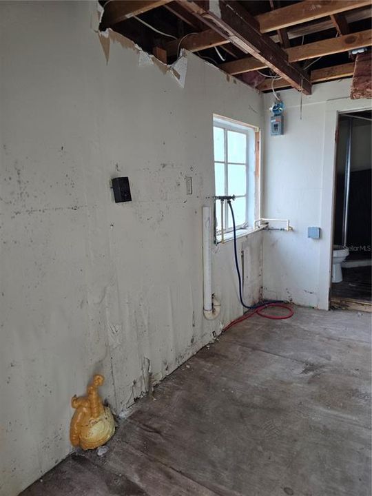 For Sale: $299,000 (2 beds, 2 baths, 1008 Square Feet)