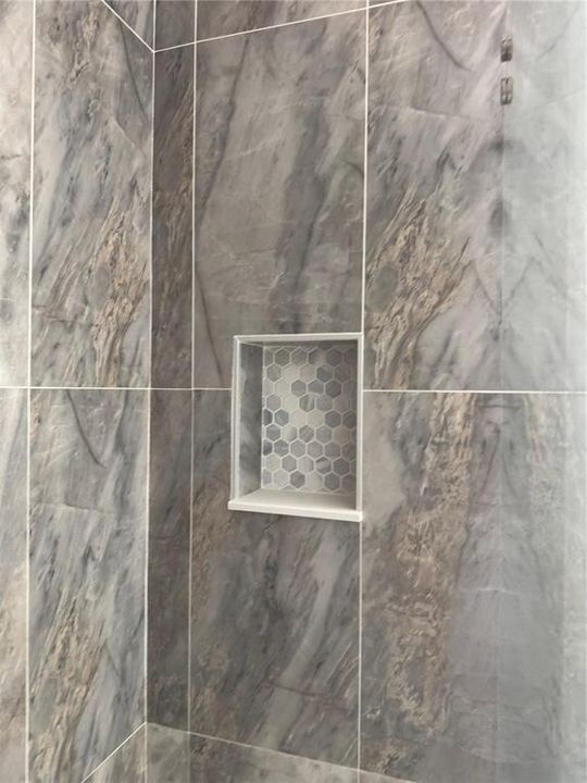 For Rent: $2,700 (3 beds, 2 baths, 1600 Square Feet)