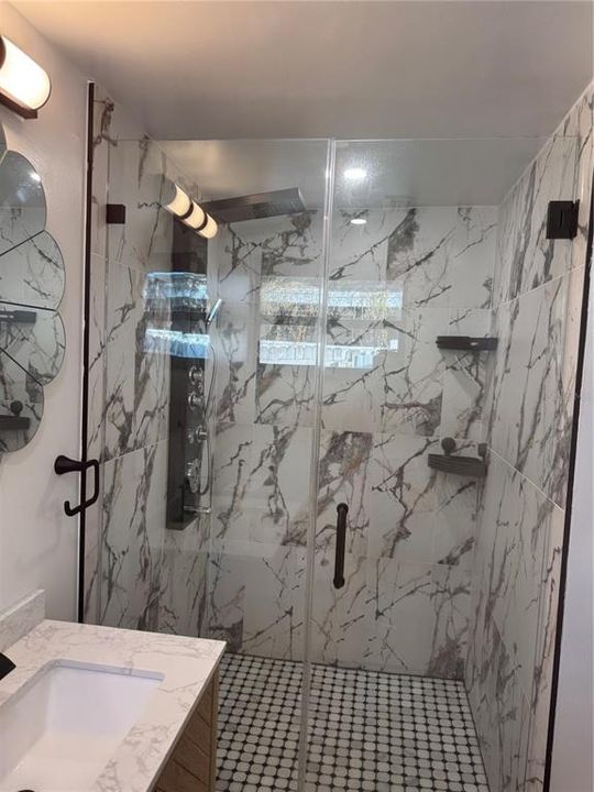 For Rent: $2,700 (3 beds, 2 baths, 1600 Square Feet)