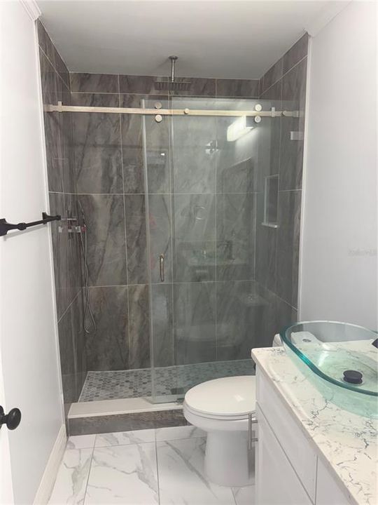 For Rent: $2,700 (3 beds, 2 baths, 1600 Square Feet)