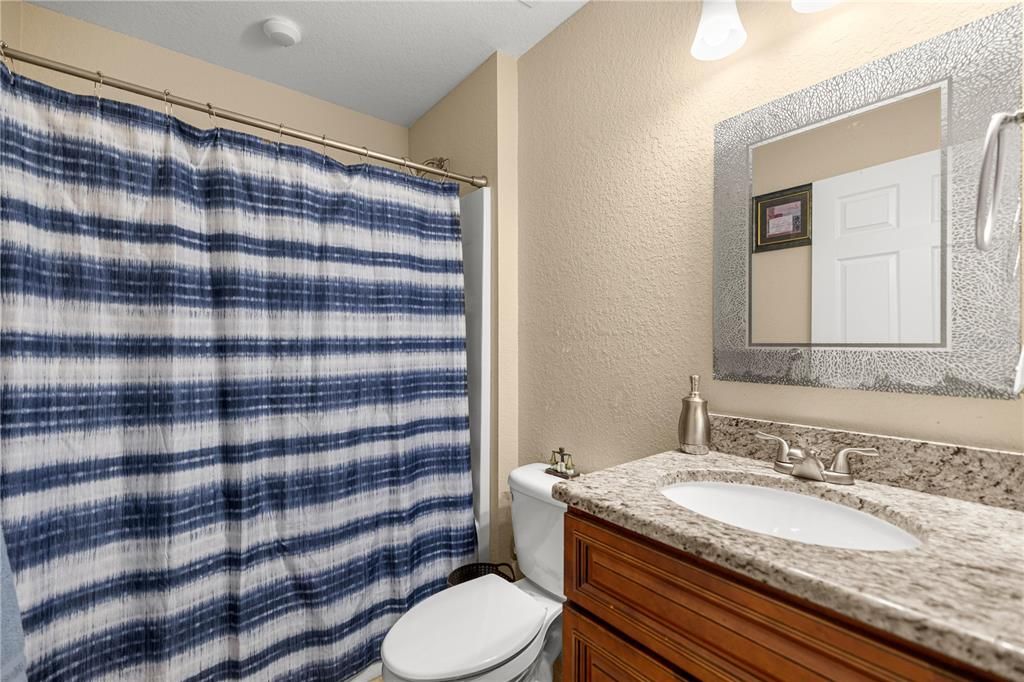 En Venta: $289,900 (3 camas, 2 baños, 1252 Pies cuadrados)