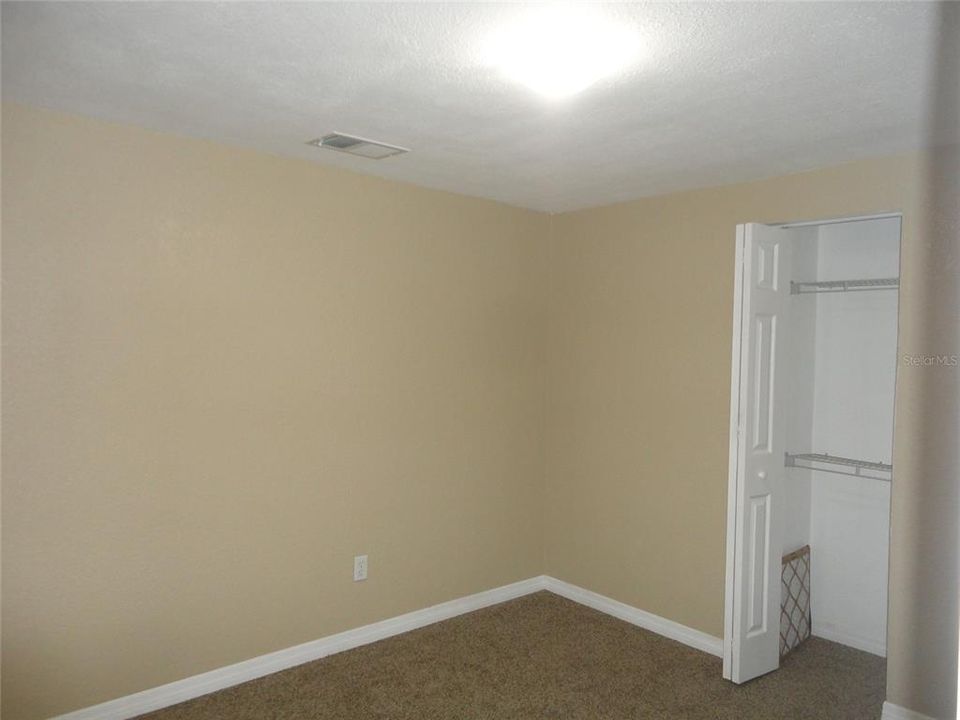 В аренду: $1,450 (3 спален, 1 ванн, 900 Квадратных фут)