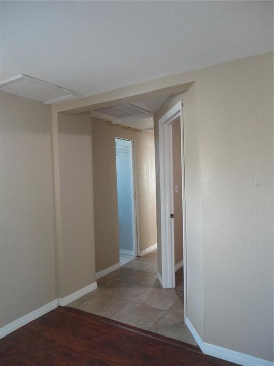 В аренду: $1,450 (3 спален, 1 ванн, 900 Квадратных фут)