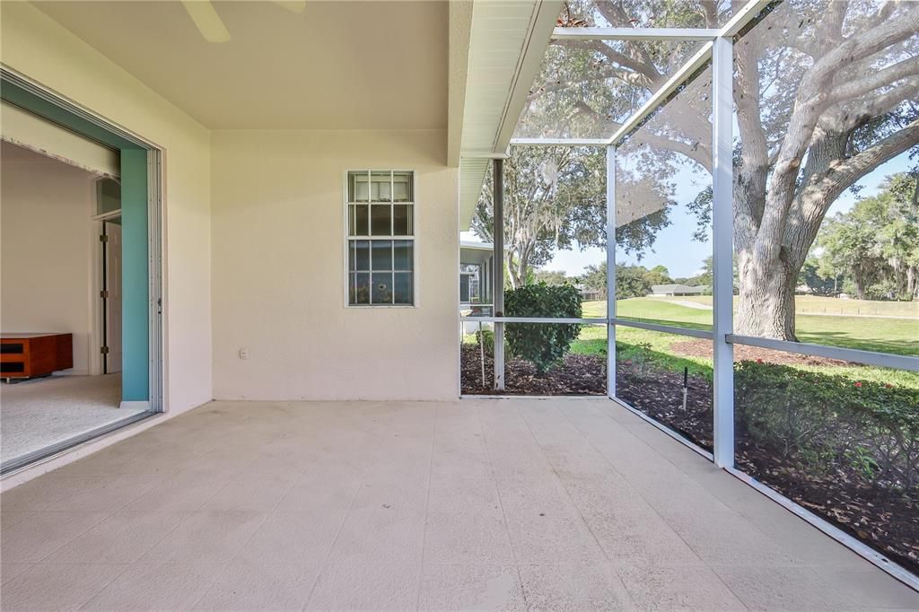 For Sale: $345,000 (3 beds, 2 baths, 2064 Square Feet)