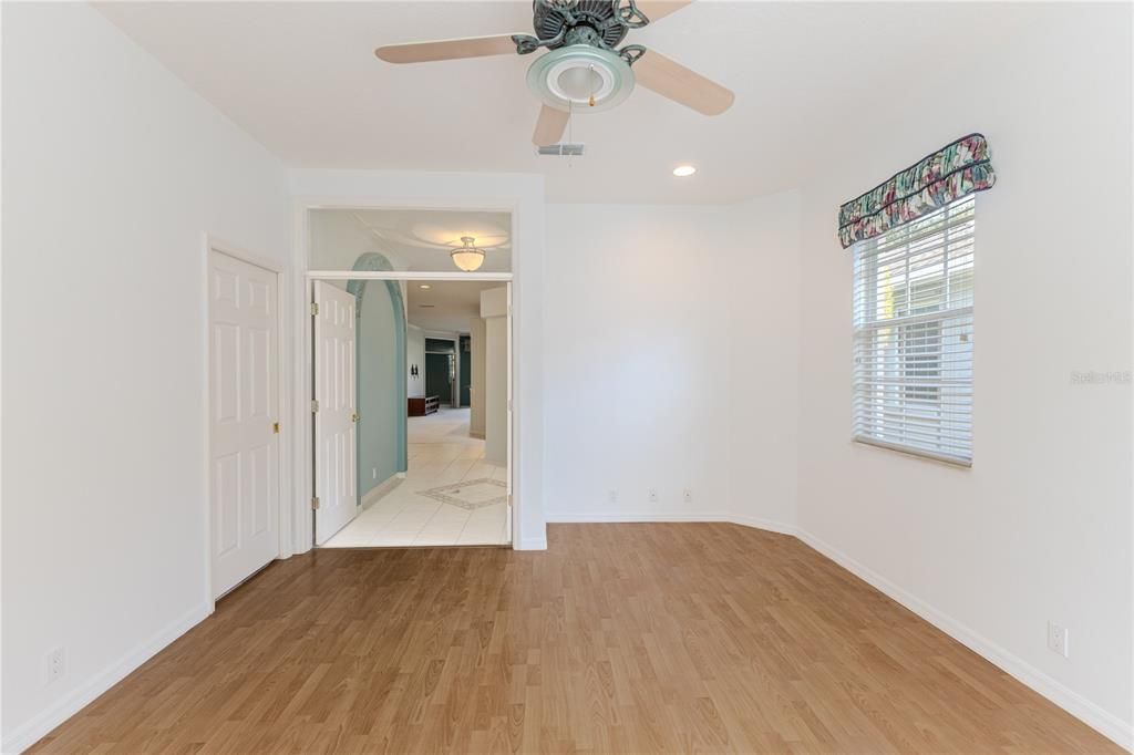 For Sale: $345,000 (3 beds, 2 baths, 2064 Square Feet)