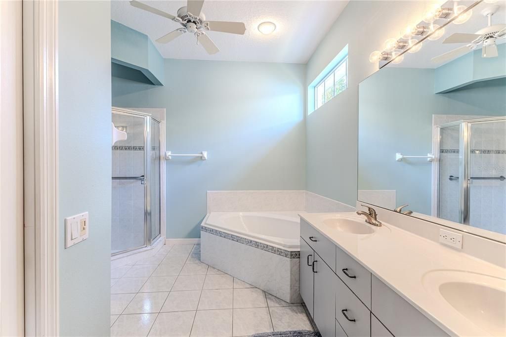 For Sale: $345,000 (3 beds, 2 baths, 2064 Square Feet)