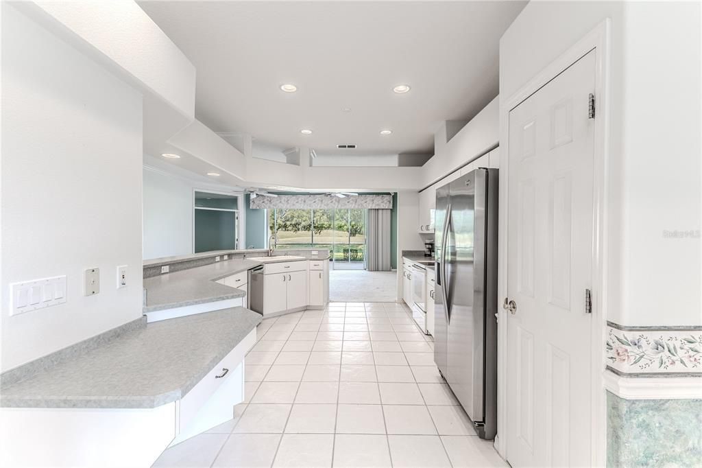 For Sale: $345,000 (3 beds, 2 baths, 2064 Square Feet)