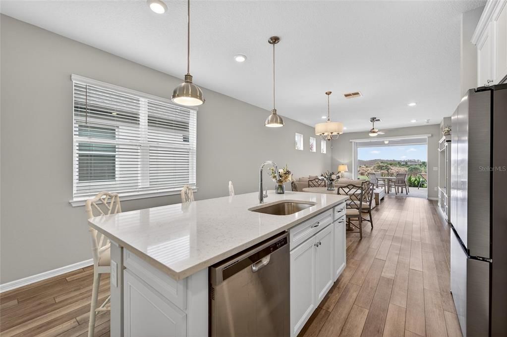 待售: $440,000 (3 贝兹, 2 浴室, 1640 平方英尺)