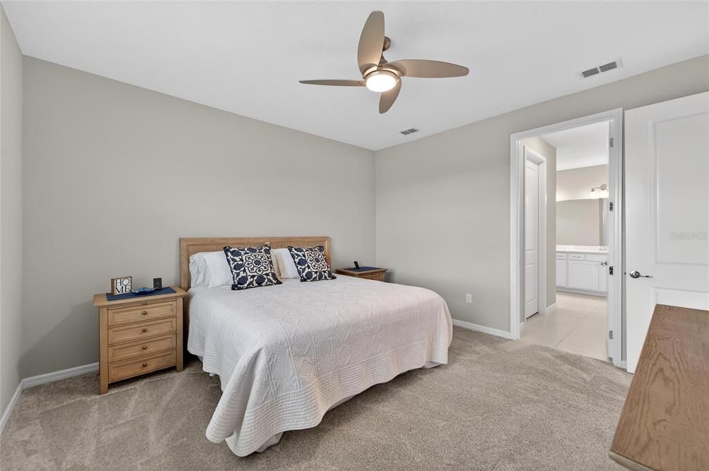 待售: $440,000 (3 贝兹, 2 浴室, 1640 平方英尺)