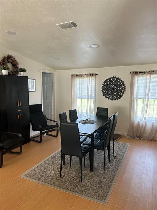 For Sale: $298,000 (3 beds, 2 baths, 2052 Square Feet)