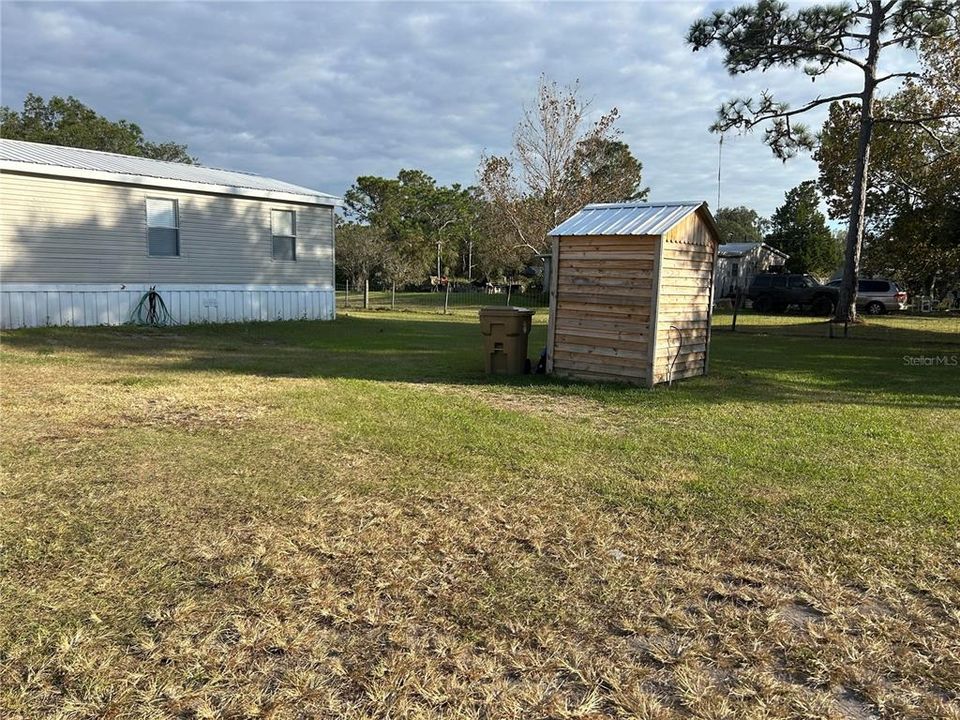 For Sale: $298,000 (3 beds, 2 baths, 2052 Square Feet)