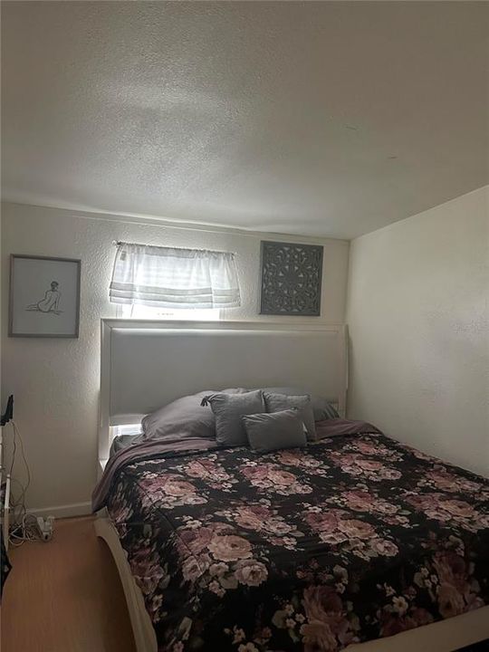 For Sale: $298,000 (3 beds, 2 baths, 2052 Square Feet)