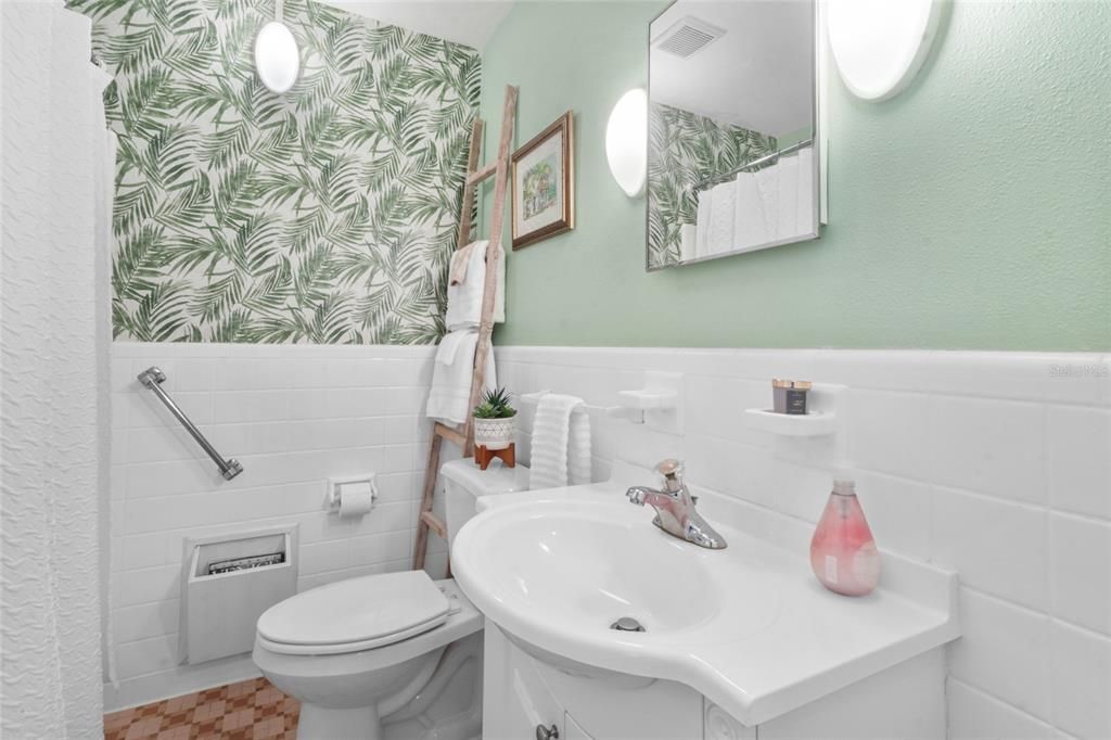 For Sale: $749,000 (3 beds, 2 baths, 1764 Square Feet)