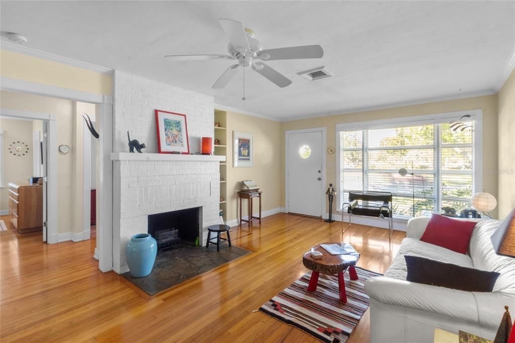 For Sale: $749,000 (3 beds, 2 baths, 1764 Square Feet)