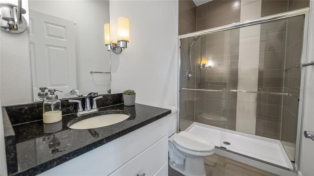 For Sale: $315,000 (3 beds, 3 baths, 1512 Square Feet)