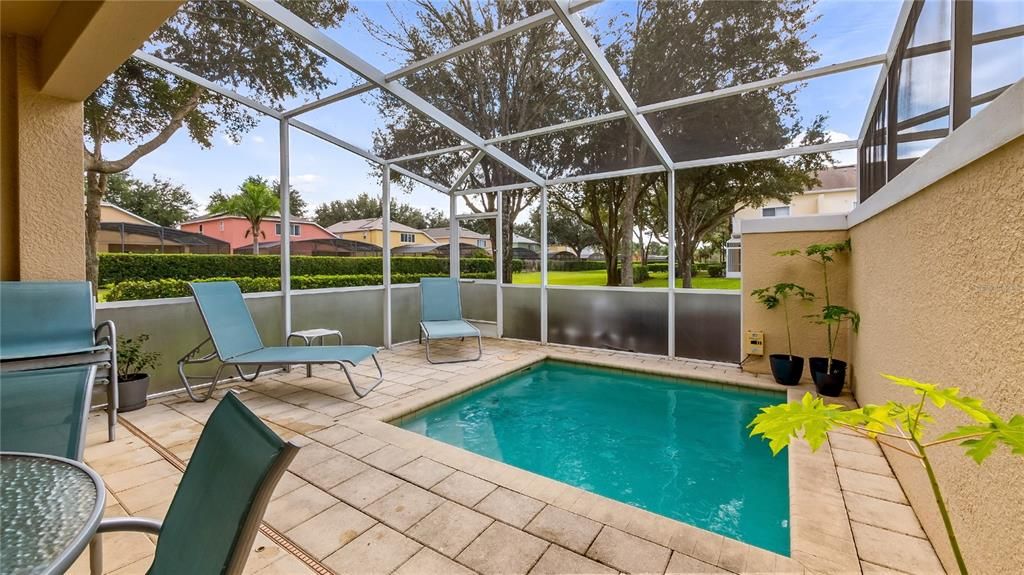 For Sale: $315,000 (3 beds, 3 baths, 1512 Square Feet)