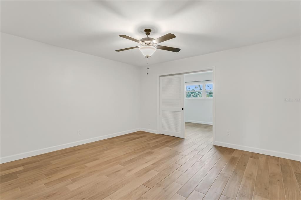 For Rent: $2,250 (2 beds, 1 baths, 765 Square Feet)