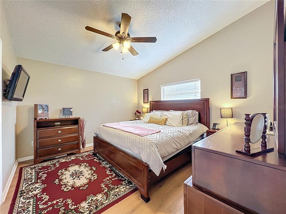 待售: $284,900 (3 贝兹, 2 浴室, 1185 平方英尺)