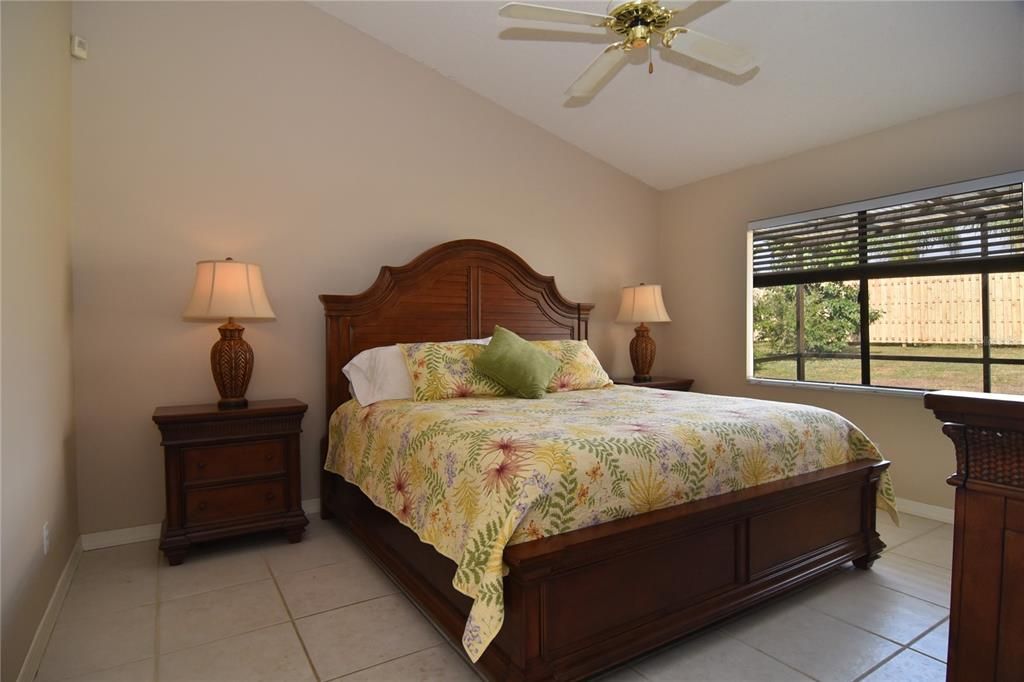 For Sale: $479,900 (3 beds, 2 baths, 1736 Square Feet)