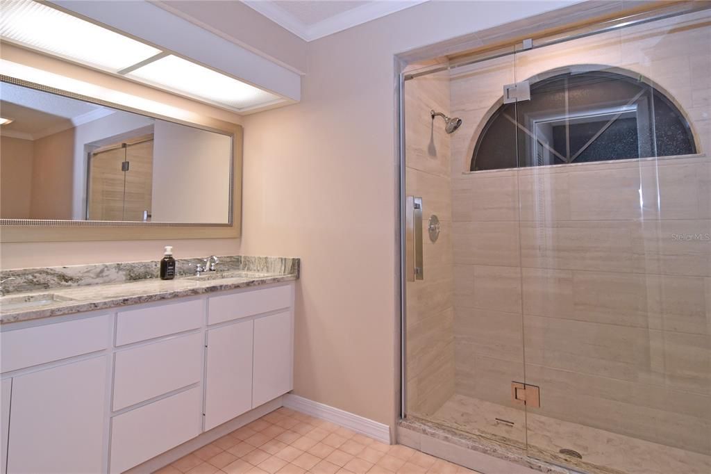 For Sale: $479,900 (3 beds, 2 baths, 1736 Square Feet)