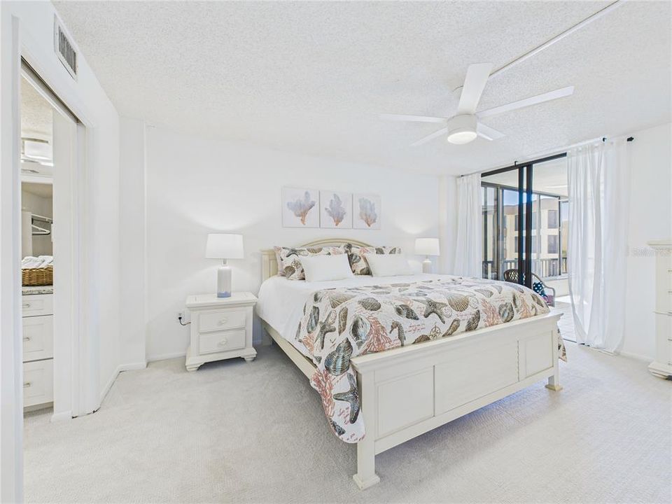 For Sale: $620,000 (2 beds, 2 baths, 1303 Square Feet)