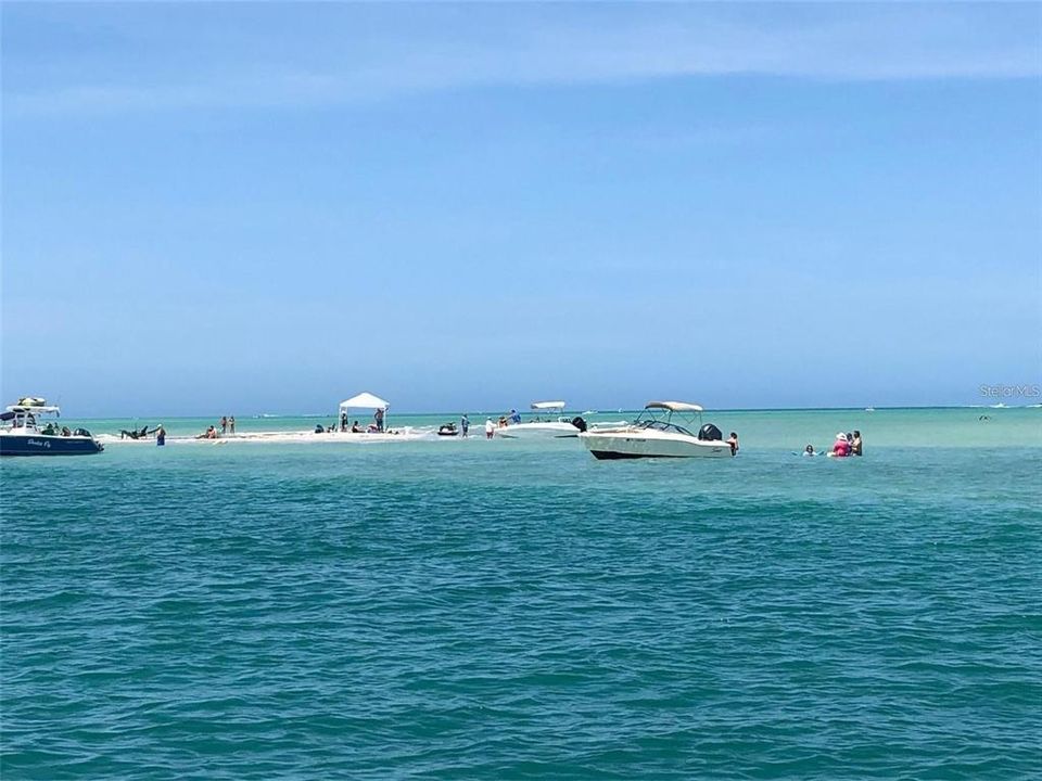 For Sale: $620,000 (2 beds, 2 baths, 1303 Square Feet)