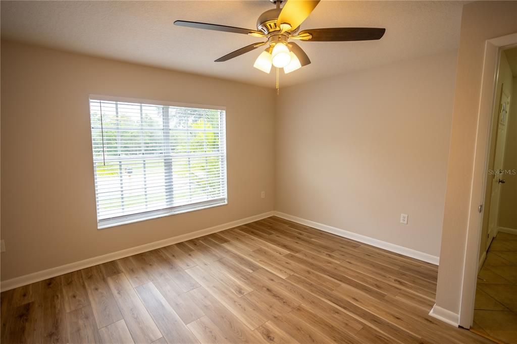 En Venta: $339,990 (3 camas, 2 baños, 1379 Pies cuadrados)