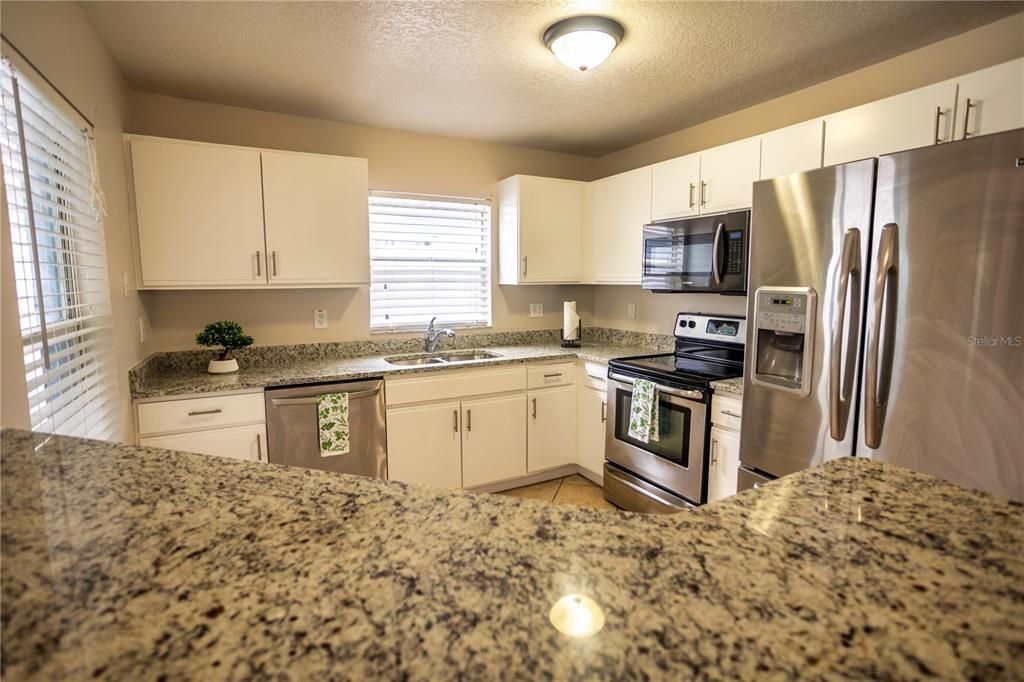 En Venta: $339,990 (3 camas, 2 baños, 1379 Pies cuadrados)