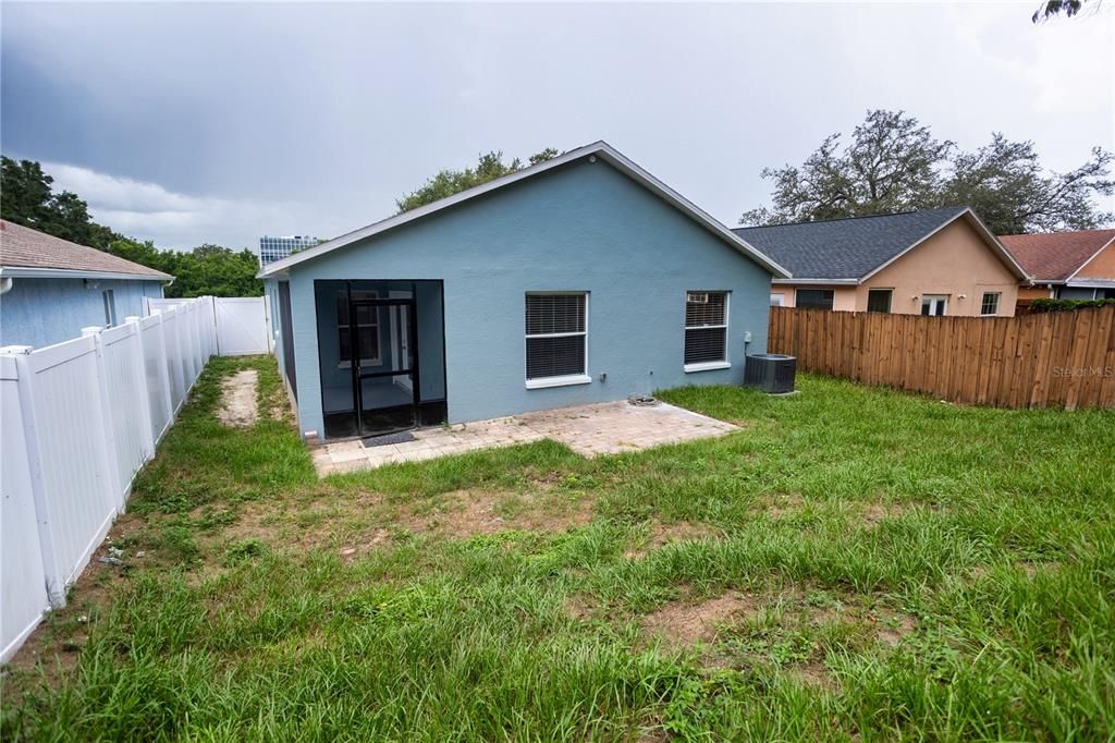 En Venta: $339,990 (3 camas, 2 baños, 1379 Pies cuadrados)