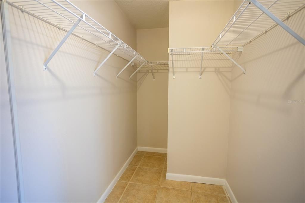 En Venta: $339,990 (3 camas, 2 baños, 1379 Pies cuadrados)