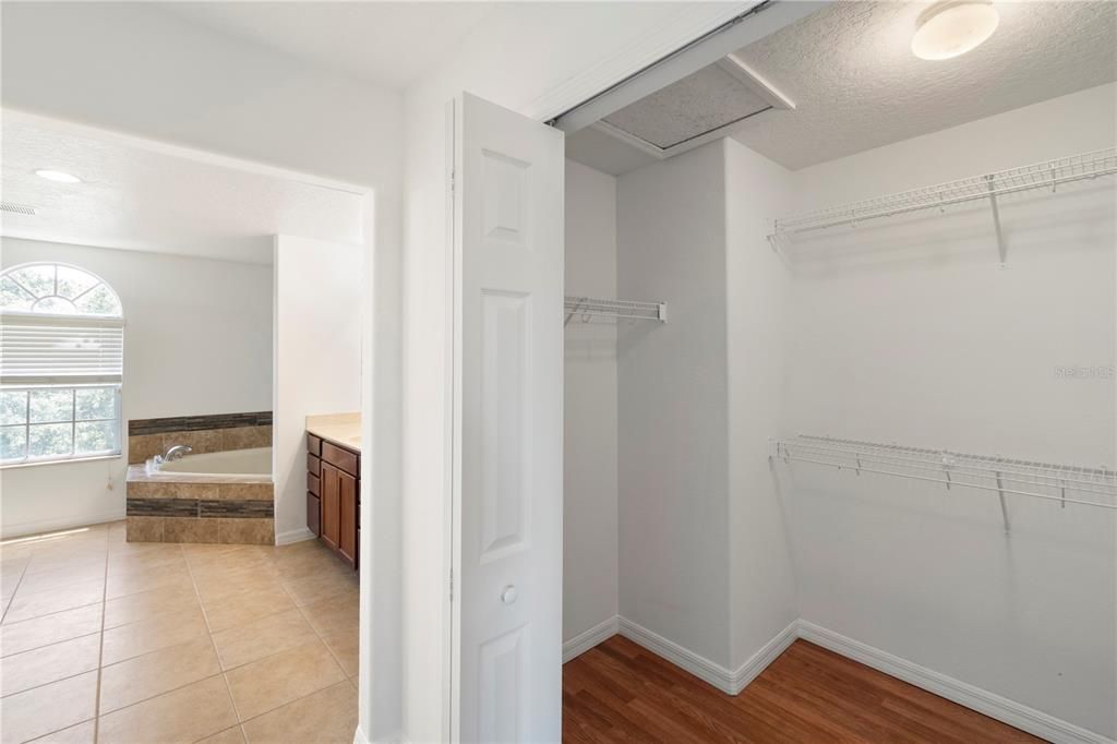 待售: $559,999 (4 贝兹, 2 浴室, 3034 平方英尺)