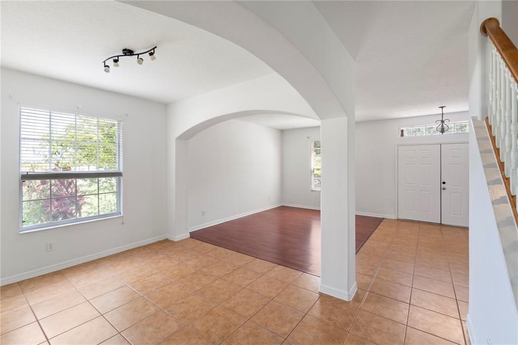 待售: $559,999 (4 贝兹, 2 浴室, 3034 平方英尺)