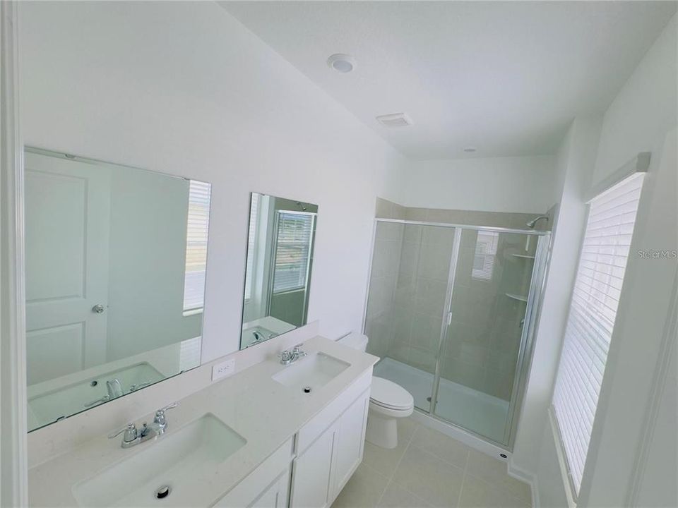 For Rent: $2,500 (3 beds, 2 baths, 1755 Square Feet)