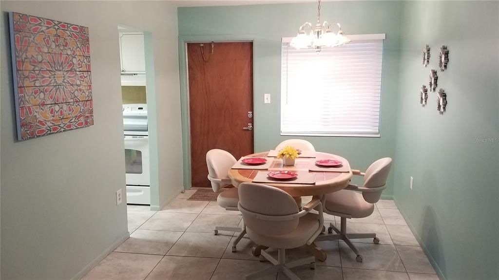 En Renta: $1,300 (2 camas, 2 baños, 966 Pies cuadrados)