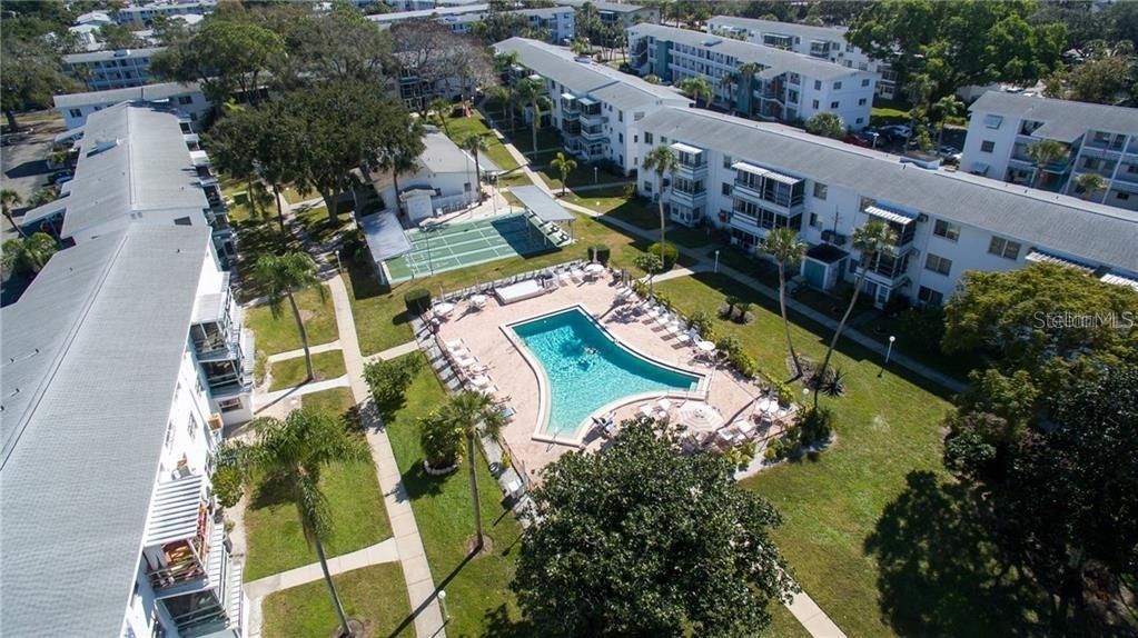 En Renta: $1,300 (2 camas, 2 baños, 966 Pies cuadrados)