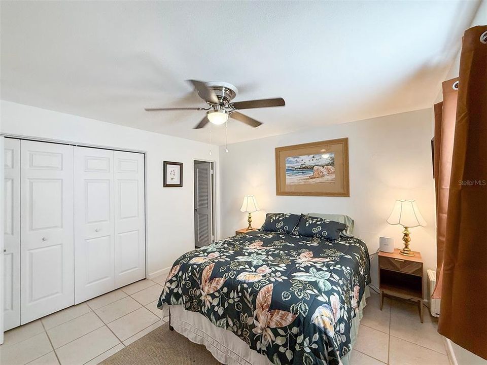 For Rent: $3,200 (2 beds, 2 baths, 918 Square Feet)