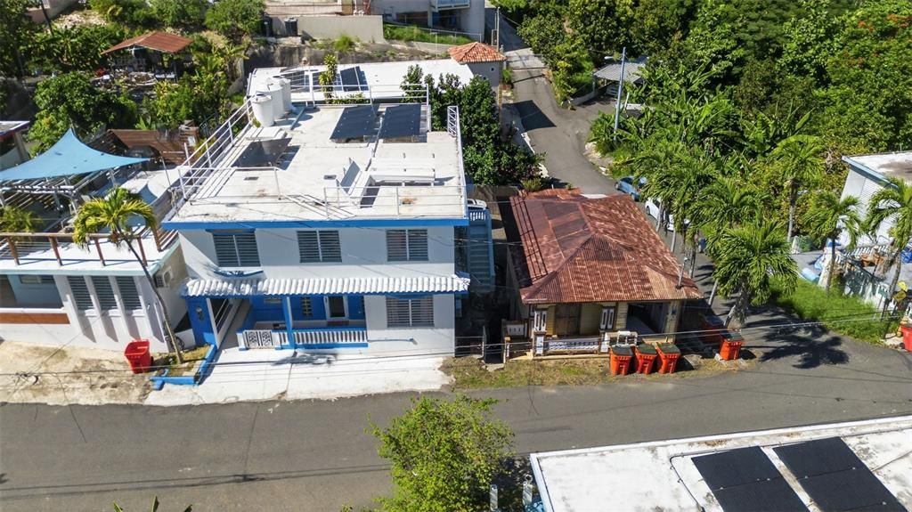 На продажу: $849,000 (8 спален, 5 ванн, 3200 Квадратных фут)