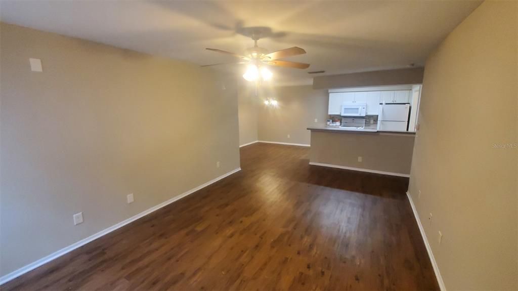 En Venta: $179,900 (3 camas, 2 baños, 1205 Pies cuadrados)