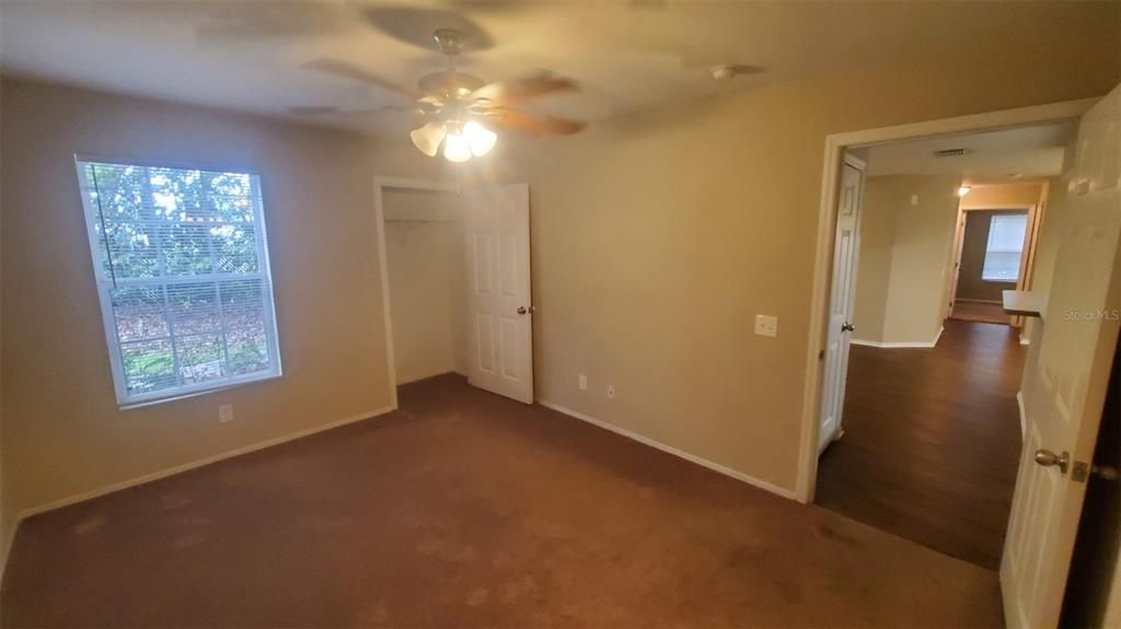 En Venta: $179,900 (3 camas, 2 baños, 1205 Pies cuadrados)