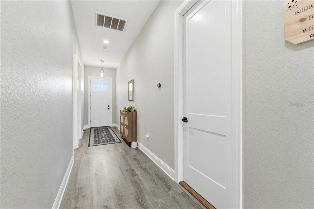 待售: $599,000 (2 贝兹, 2 浴室, 1255 平方英尺)