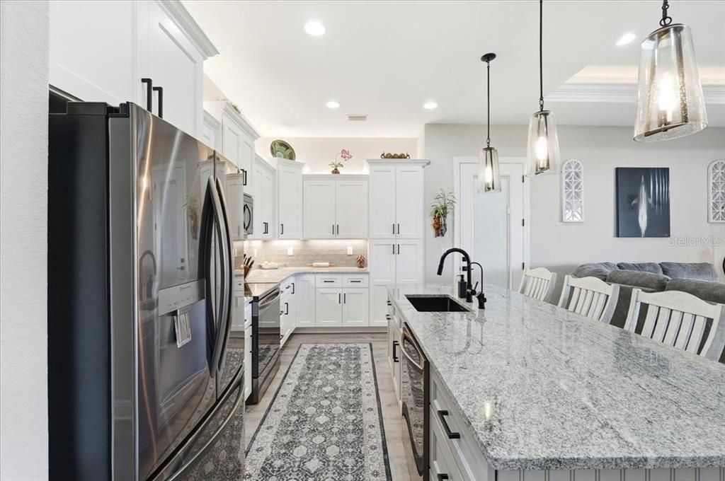 待售: $599,000 (2 贝兹, 2 浴室, 1255 平方英尺)