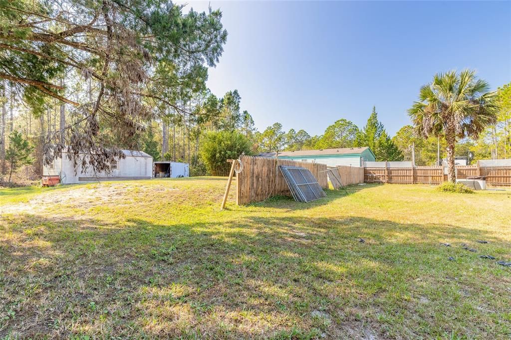 For Sale: $199,900 (2 beds, 2 baths, 1352 Square Feet)